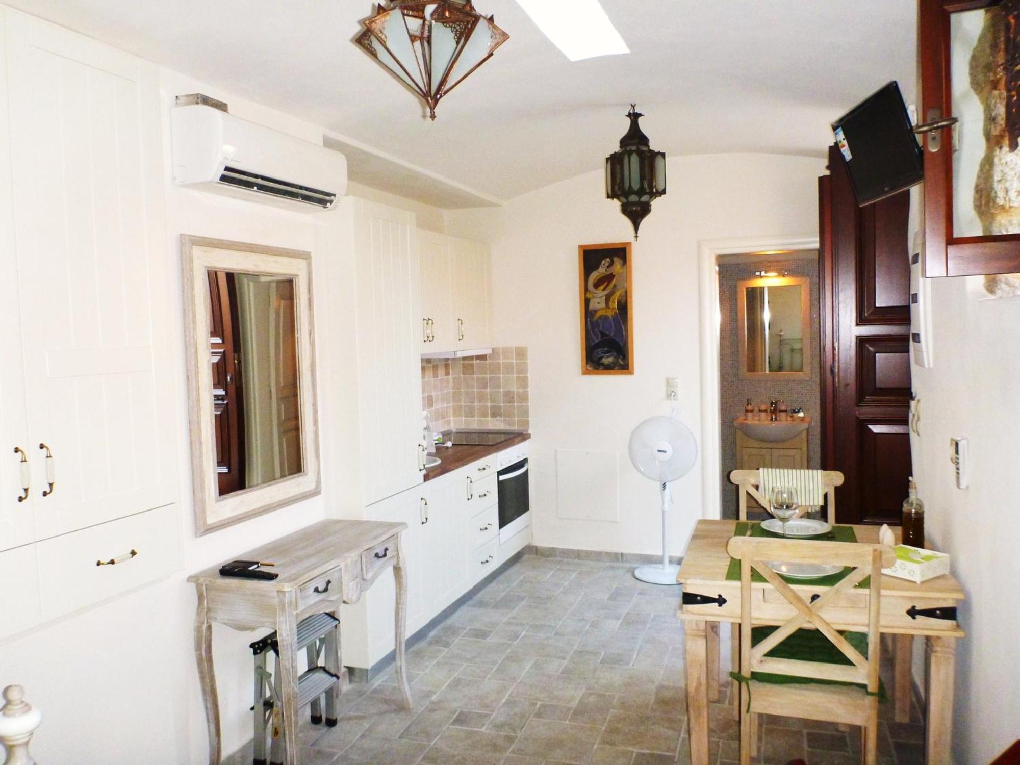 Bright Sun Villas Chalki Town 외부 사진