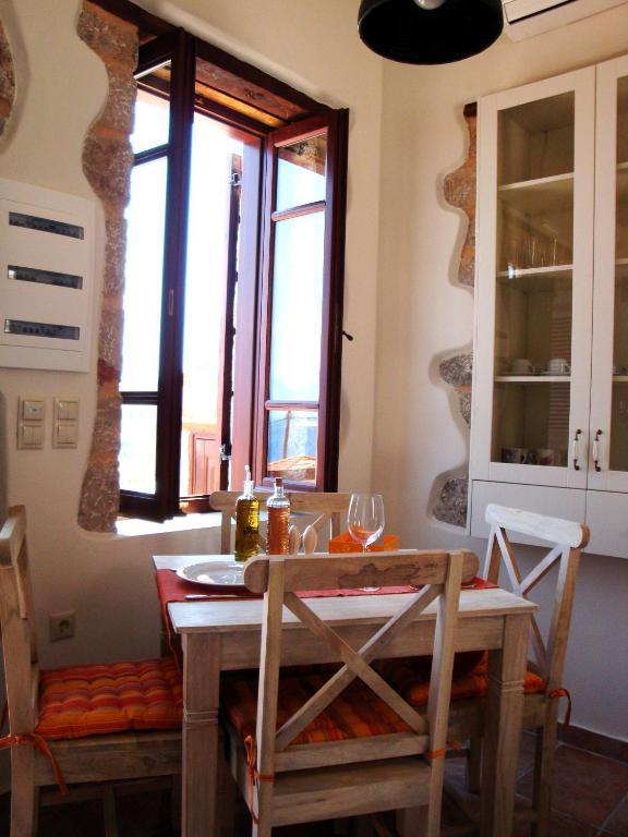Bright Sun Villas Chalki Town 객실 사진